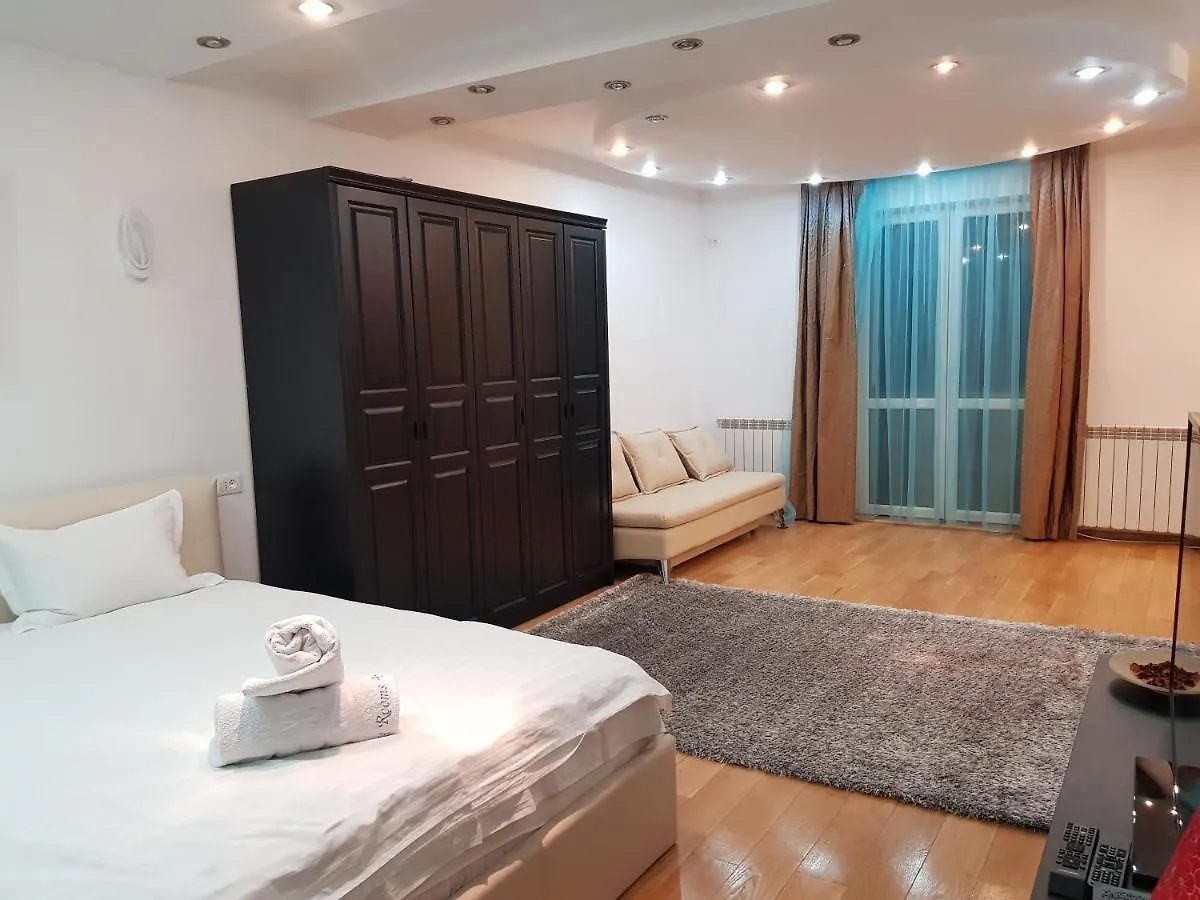 Mega Mall Monza National Arena Apartment Boekarest