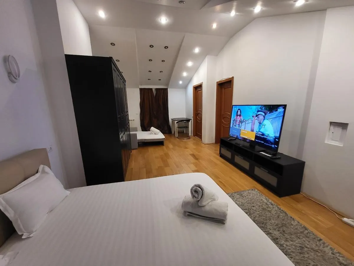 Mega Mall Monza National Arena Apartment Boekarest