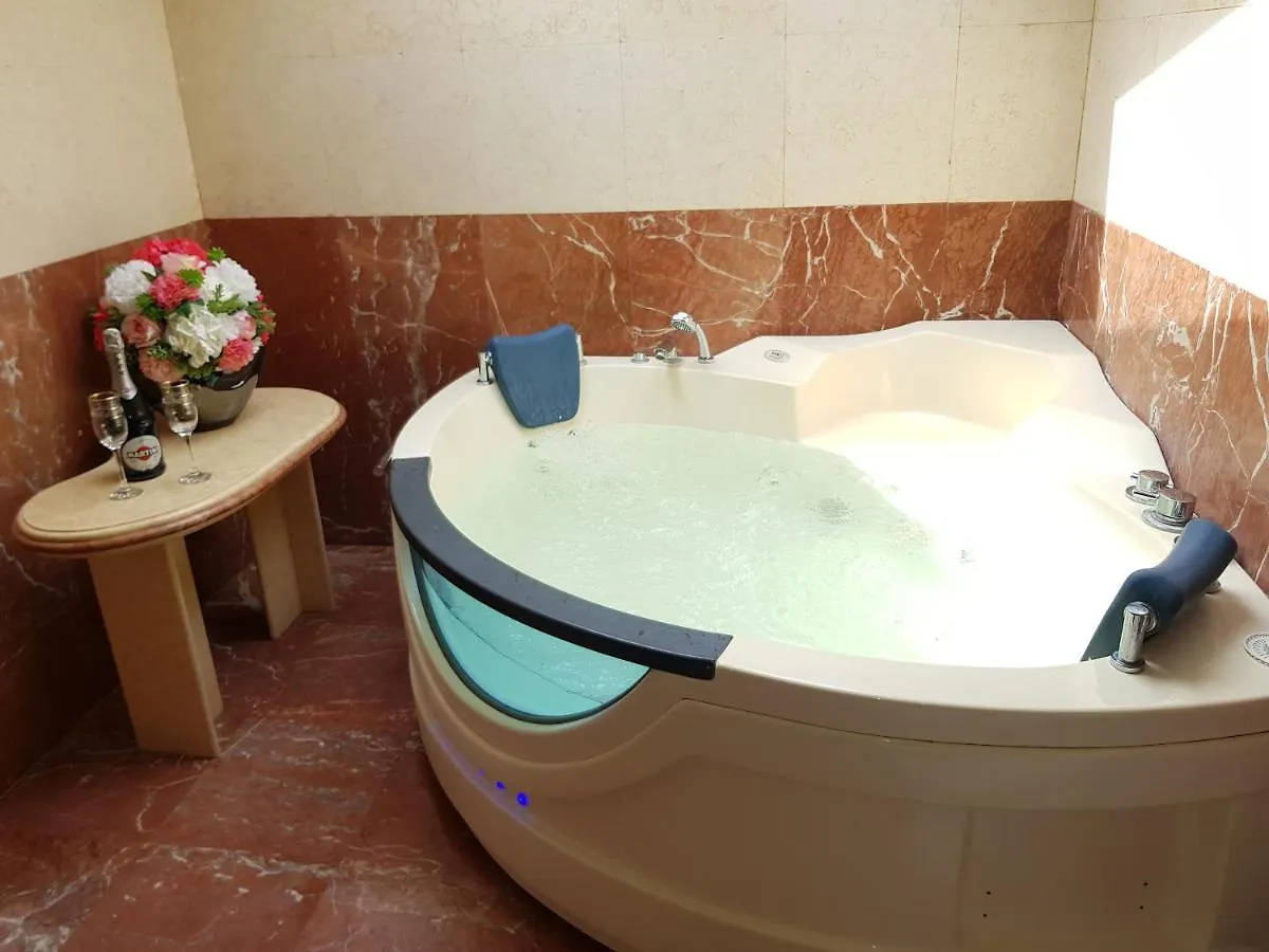 Mega Mall Monza National Arena Apartment 부쿠레슈티 0*,